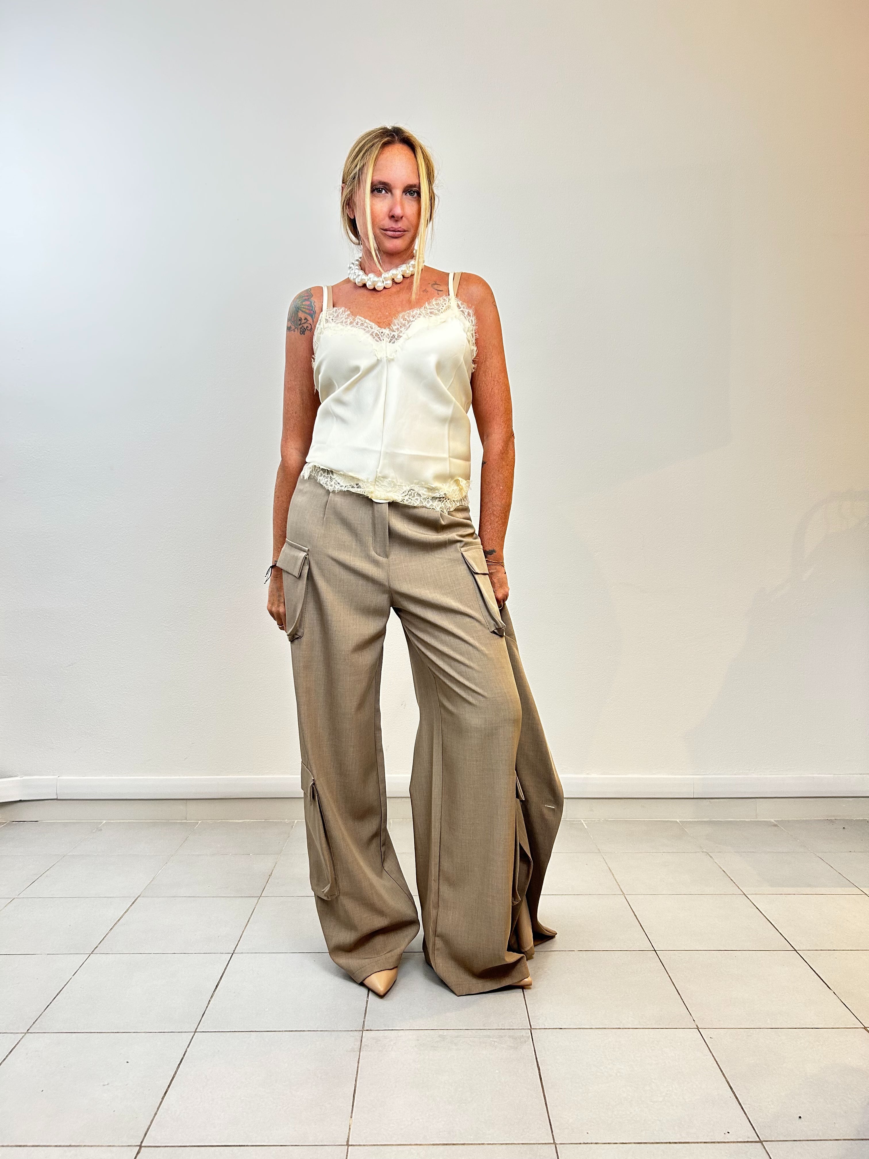 Top satin