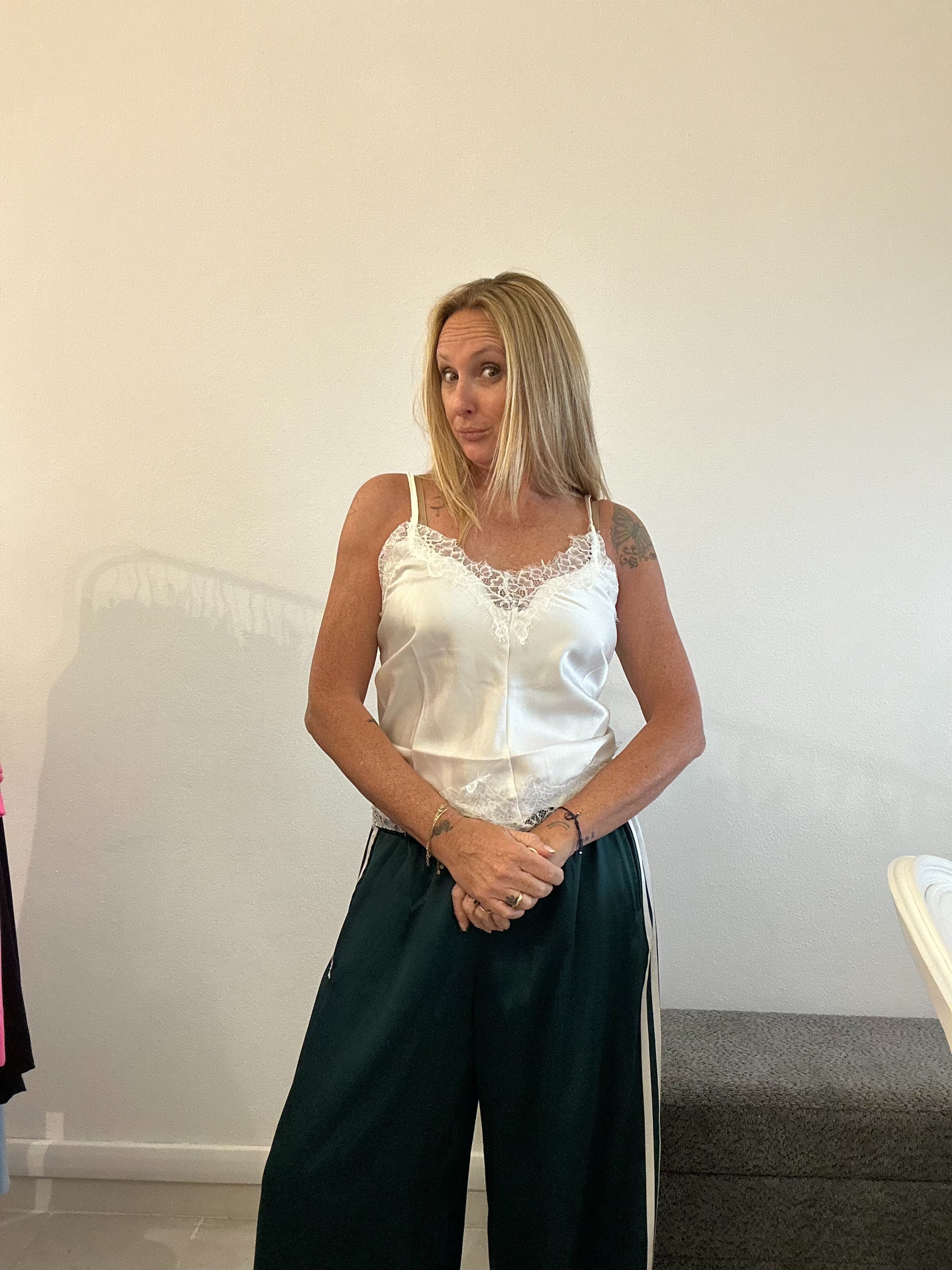 Top satin