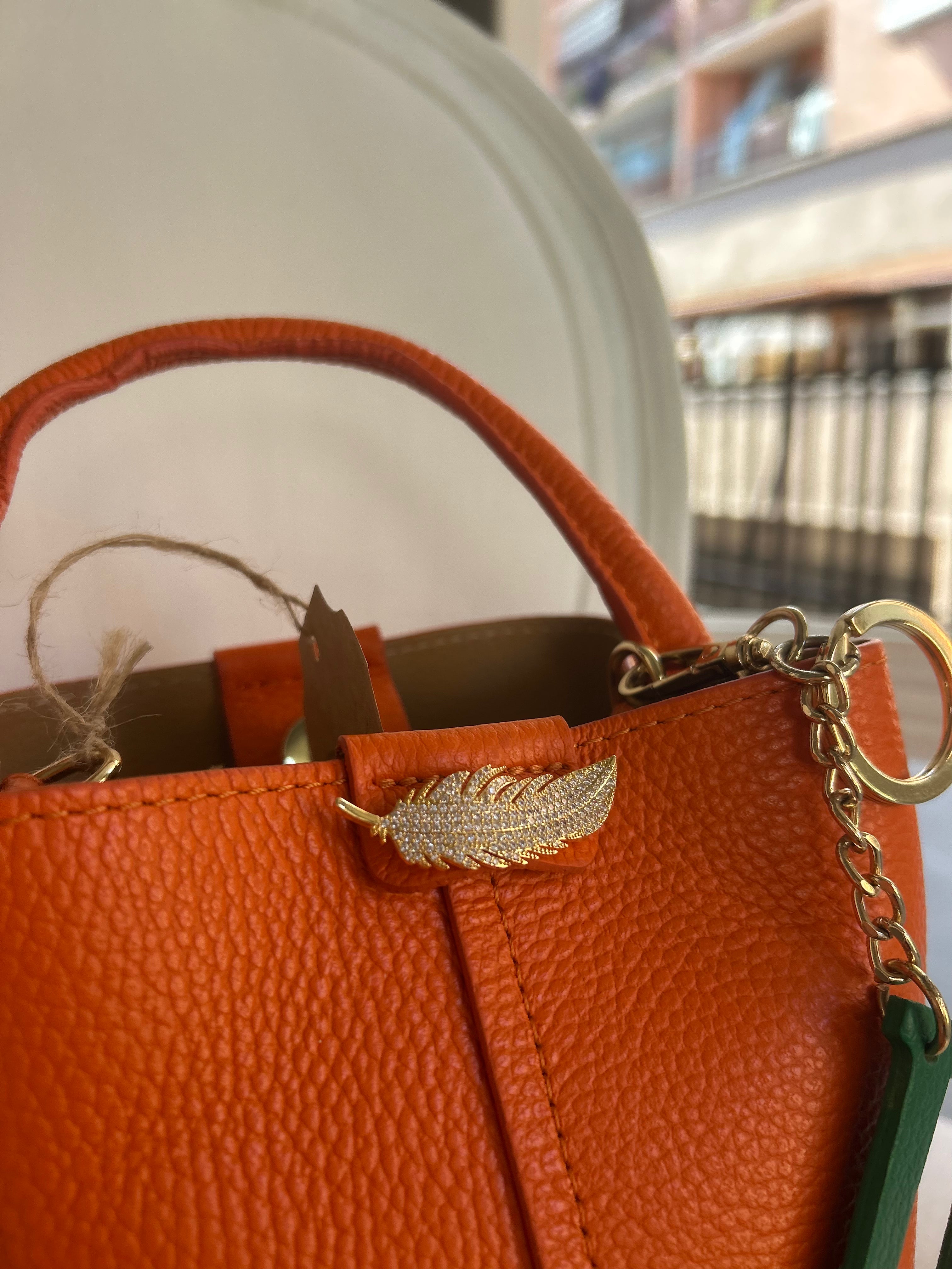 Borsa Nina