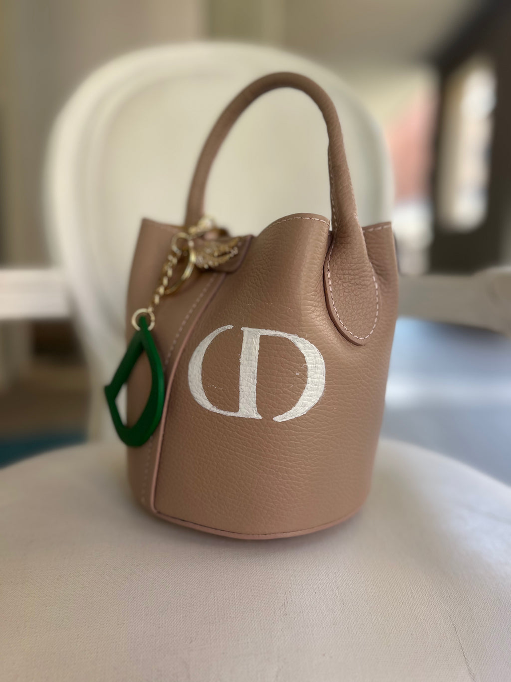 Borsa Nina